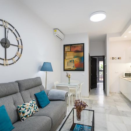 Apartamento Triana Deluxe Con Patio Privado Sevilla Eksteriør bilde