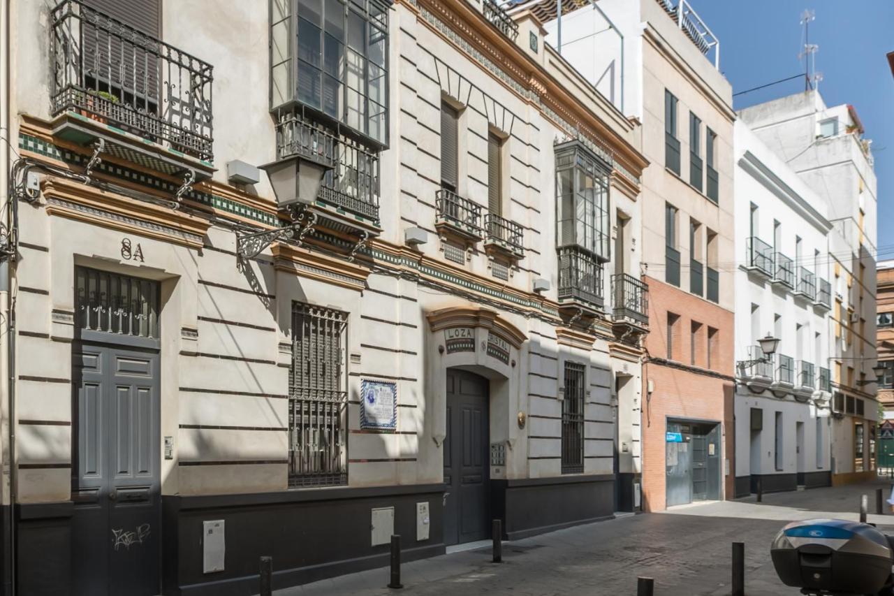 Apartamento Triana Deluxe Con Patio Privado Sevilla Eksteriør bilde