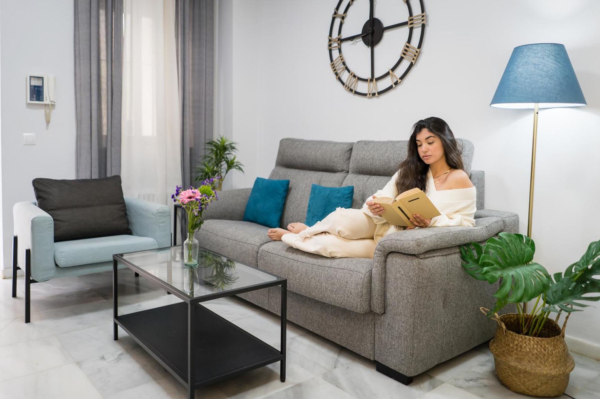 Apartamento Triana Deluxe Con Patio Privado Sevilla Eksteriør bilde