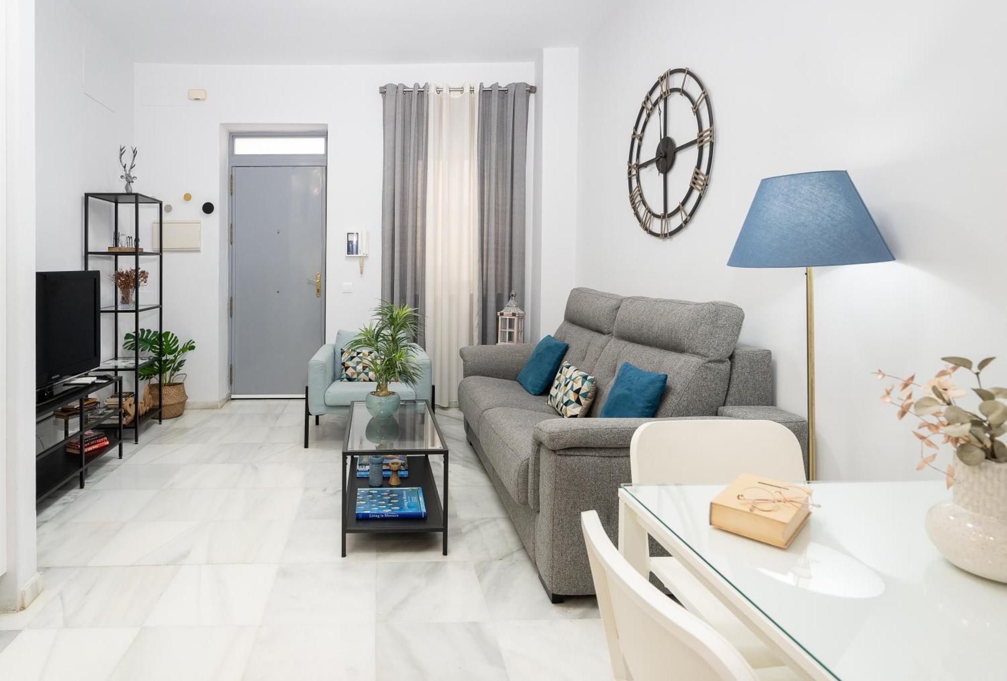 Apartamento Triana Deluxe Con Patio Privado Sevilla Eksteriør bilde